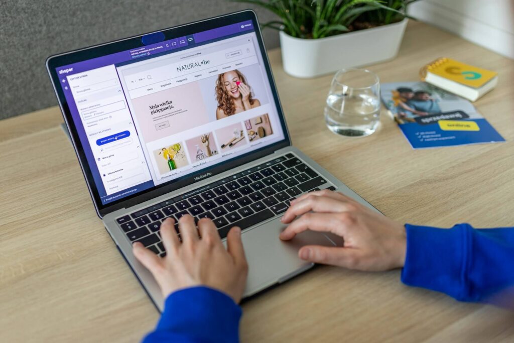 E-Commerce Performance