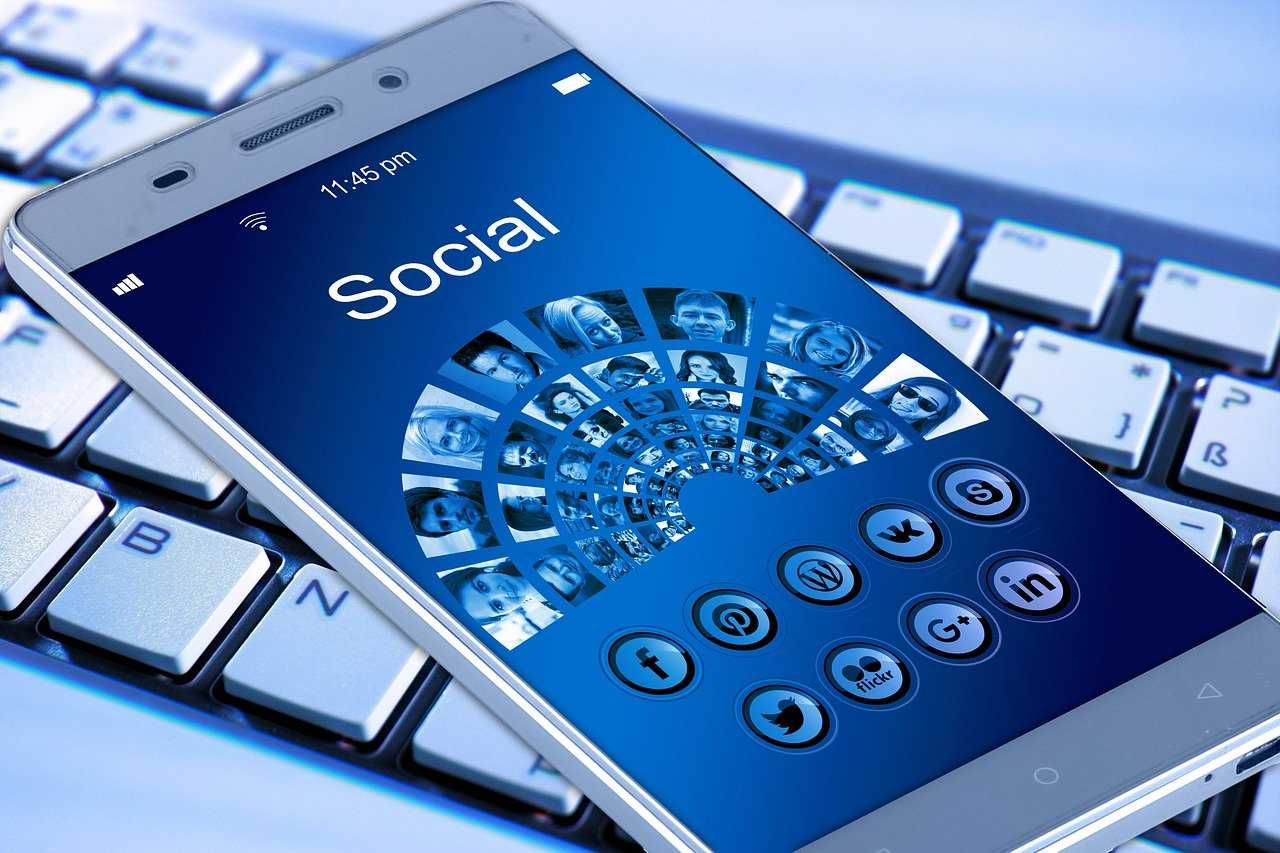 how to use social media for business